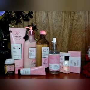 B&BW Valentine's Day Inspire LOVE Rose & Vanilla Aromatherapy 8-Pc Bodycare Set